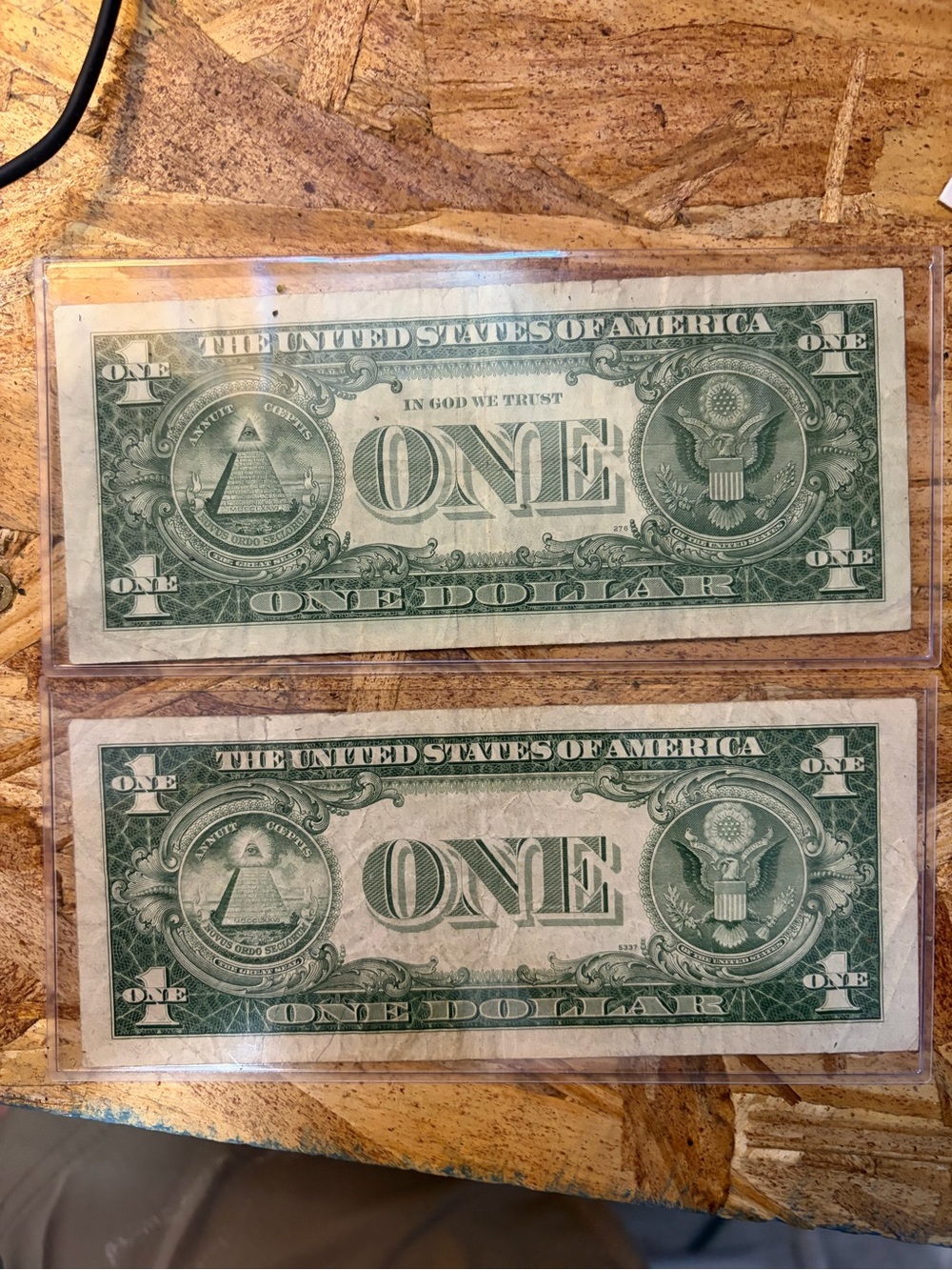 Vintage U.S. Silver Certificate One Dollar Bills 1935 D and 1957 - Picture 2 of 3